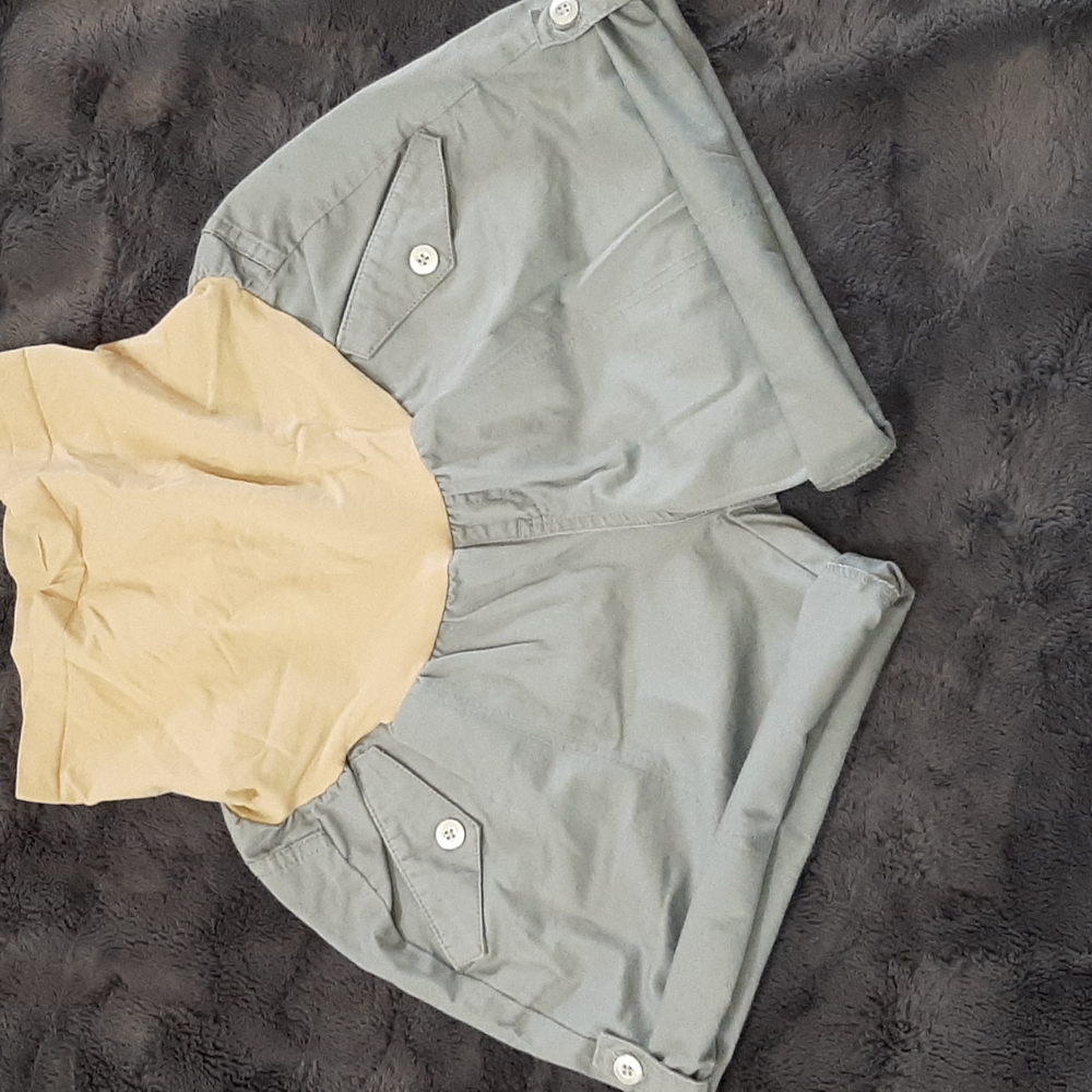 Maternity shorts